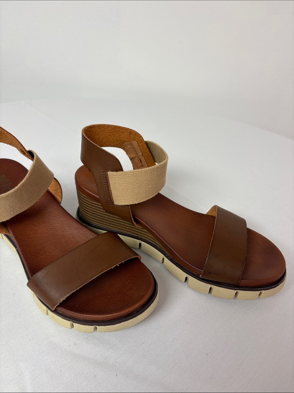 MIA Mallina Brown Leather Wedge Slingback Sandals Size 8.5 - Picture 3 of 9